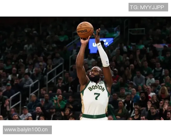 杰伦布朗:全力以赴展现自我同时激励身边队友共同进步