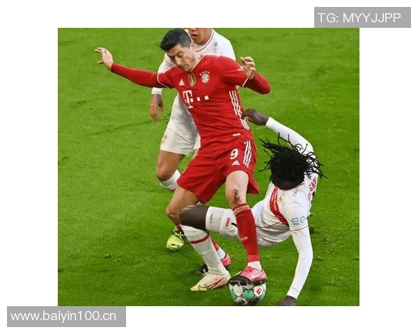 哈曼盛赞拜仁与巴黎对决将成巅峰对决两队实力不容小觑