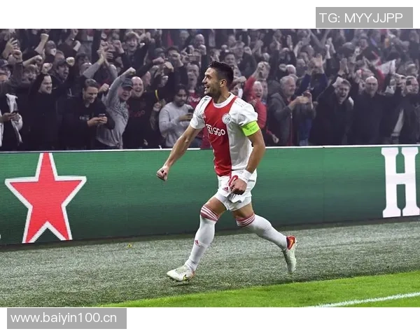 阿贾克斯高层称富安健洋具备顶级联赛实力队医已进行全面评估